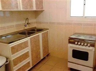 Hotel apartamentowy Amana Alfakhera Furnished Units 1